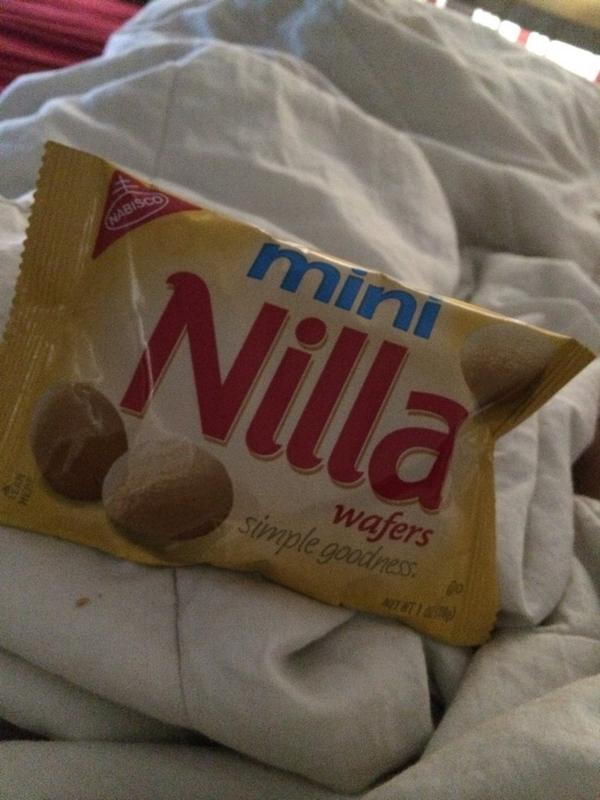juanitapepe's tweet photo. Nephew takes a bite and says 'mmmm they're chocolate' http://t.co/cISOMgU42X
