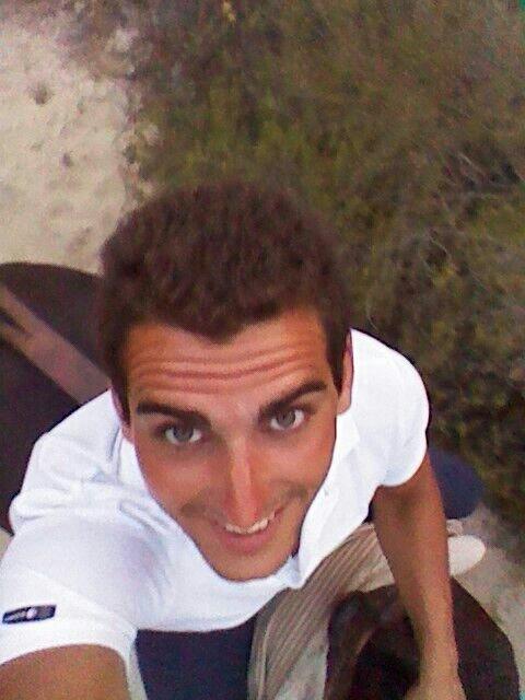 MontalRafa's tweet photo. @sandramoina k rato mas weno en caballo.. http://t.co/lqWQTJawlM