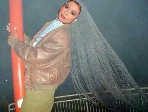 MIRANDARATCHET's tweet image. I whip my hair back and forth 💁