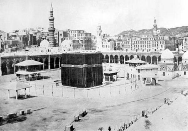 IRQIRQ1's tweet photo. صورة للمسجد الحرام سنة 1880 http://t.co/sgWviqkj18