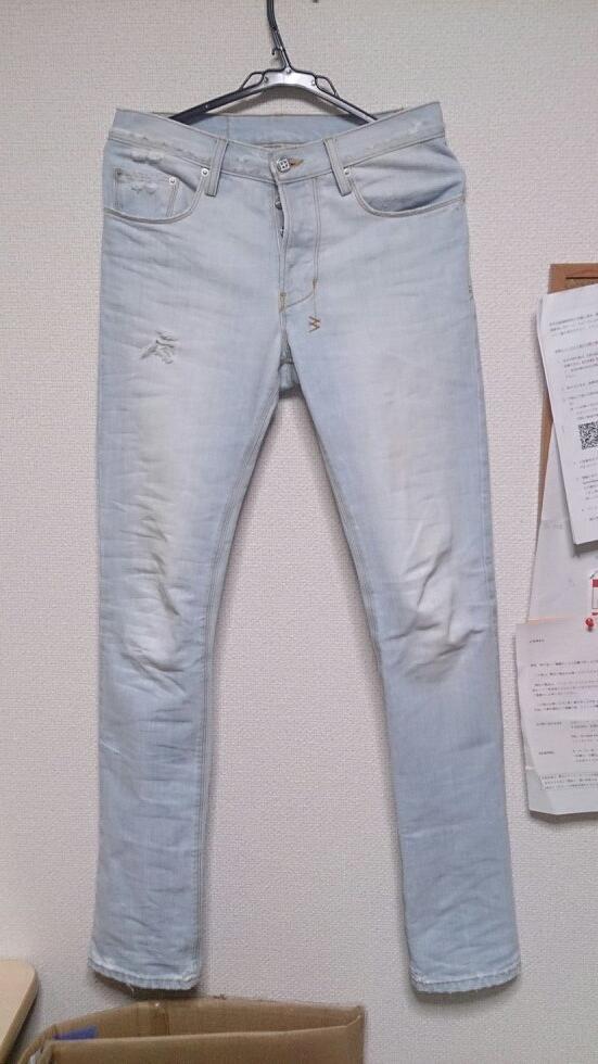 katuobs's tweet photo. 買ってください
スニーカーは同型です http://t.co/iqVV1Jy8vI
