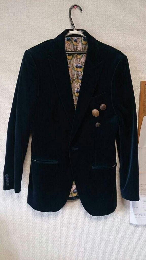 katuobs's tweet photo. 買ってください
スニーカーは同型です http://t.co/iqVV1Jy8vI