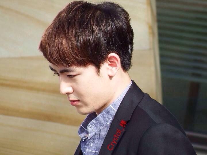 BstQ_BbCcAAYB7-.jpg:large