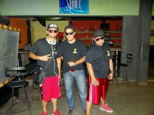 Djsanchezhn's tweet photo. Recordando Buenos Momentos Con Mi Pana @XplicitLaX &amp; @Antony_Genio En #Honduras full #LandstarMusic http://t.co/95DQFyqUvA