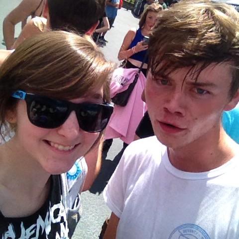 _osimps_'s tweet photo. @weekendclassic were hella good today at warped tour! I hope to hear a lot from them in the future. :) http://t.co/IRYPxovo9R
