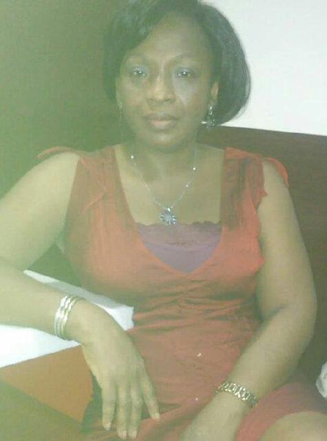 femy9ize's tweet photo. HBD sweet mum http://t.co/oRg7qtH4au