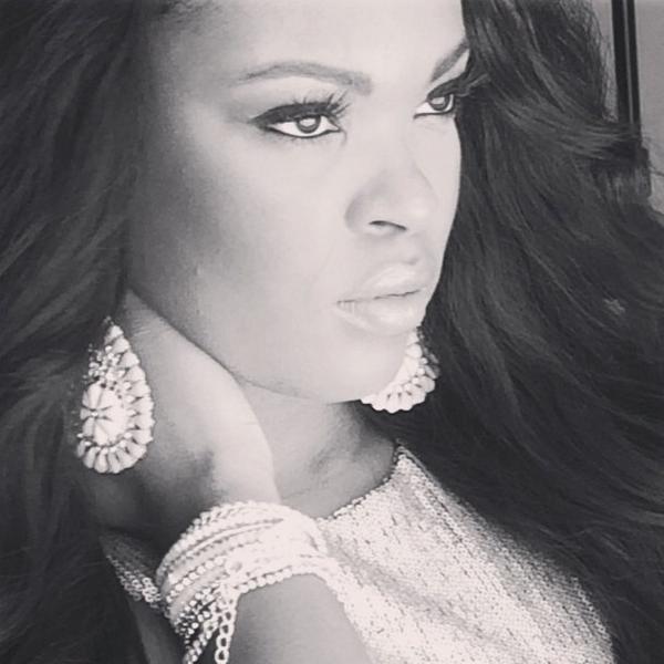 kelli_abernathy's tweet photo. 👑 http://t.co/Tl4xB2uTcY