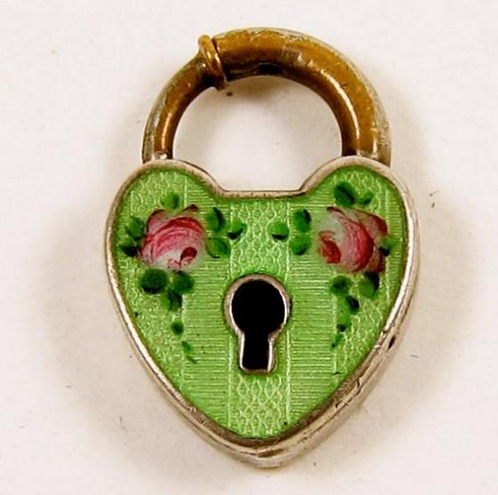 Lightning_Locks's tweet image. A decorative padlock