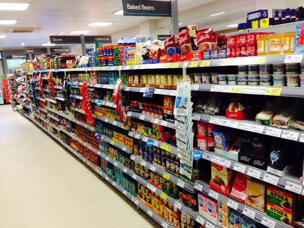 jigendalal's tweet photo. We'll Done team Radlett .fantastic availability . Store ready for trade @6am. http://t.co/hoAT0JglSA