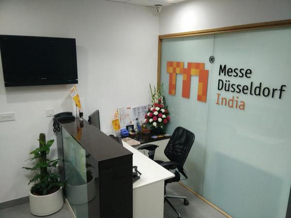 MesseCentre's tweet photo. New office pics! http://t.co/ewn7S8EWys