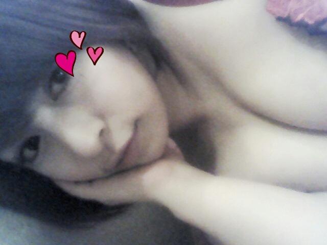 ごろごろ。 なんかたべたい。 http://t.co/GwBCfsFIrh