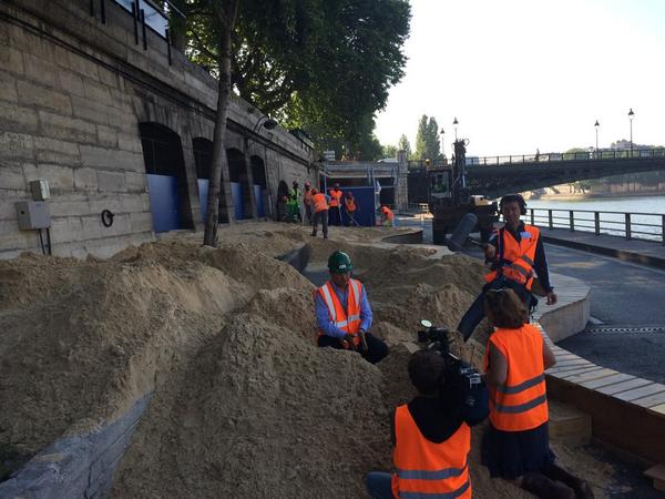 Le sable est là !!  Paris Plages est bientôt prêt