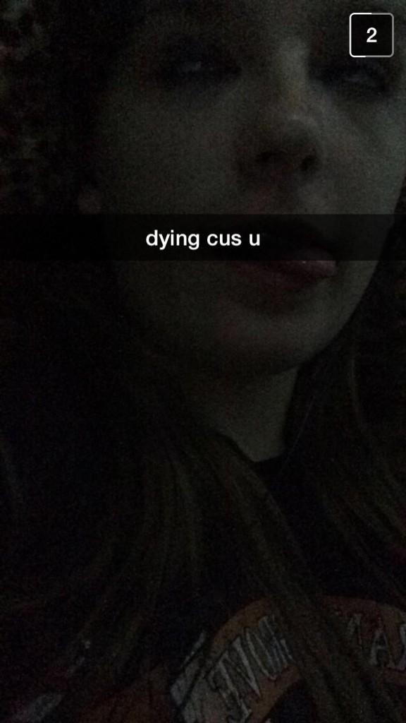 vimanix's tweet photo. she's dyin' cuz my luv was 2 strong 4 her http://t.co/Bz5yXCadLT
