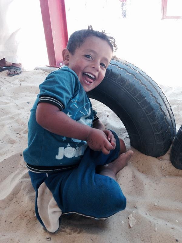 Refugees's tweet image. RT @AoifeUNHCR: Meet Ahmad, living with relatives in #azraqcamp Lost both parents in #Syria Still smiling @Refugees