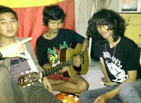 zenna Angel Beach (@zennagitar) on Twitter photo 