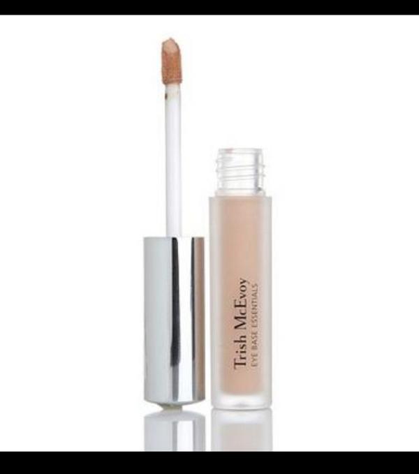 SharonPerolls's tweet image. @TrishMLiberty @TrishMcEvoy @LibertyLondon my new favourite product #eyebase