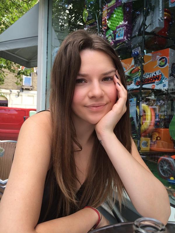 horvathlicious's tweet photo. lunch break #primrosehill #happy #tired #Employed #seriouslife http://t.co/QZiKrVUQog