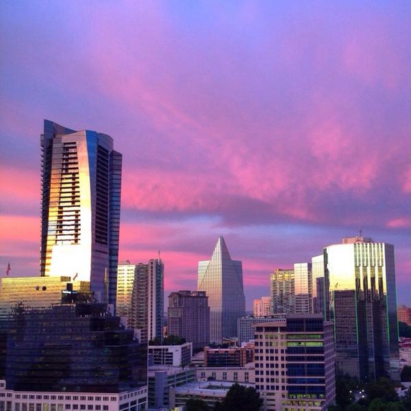 BradNitzWSB's tweet photo. "@MarkDoster 
@BradNitzWSB Buckhead this morning - wow! http://t.co/lE970p1eaP"