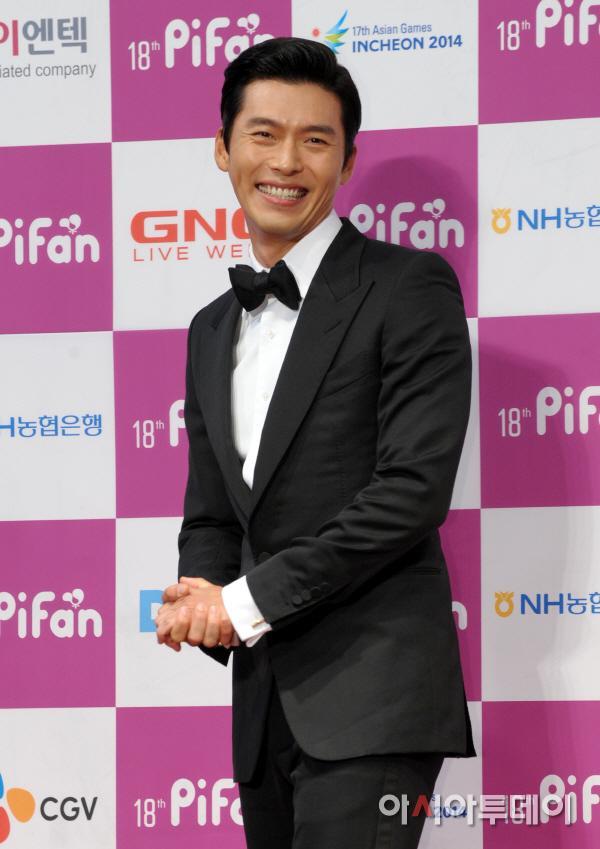 withhyunbin's tweet image. #hyunbin #PiFan Oppa is very happy tonite!! 😙💕