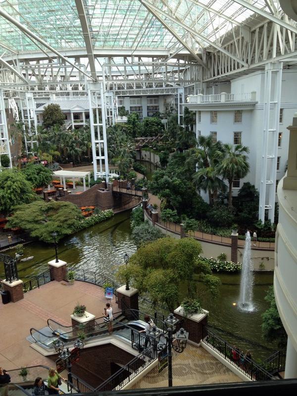 dstalnaker's tweet photo. Great place for a conference! http://t.co/CwRSVuJos7