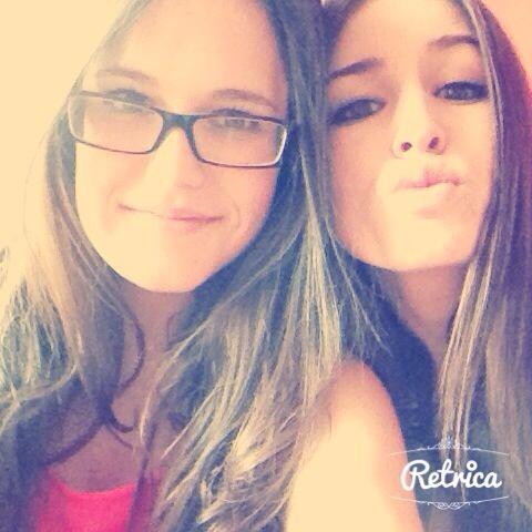 DAAPHNERUIIZ's tweet photo. @TnAlba  miss you cukita 💕😚 http://t.co/VZ3X0vG5Km