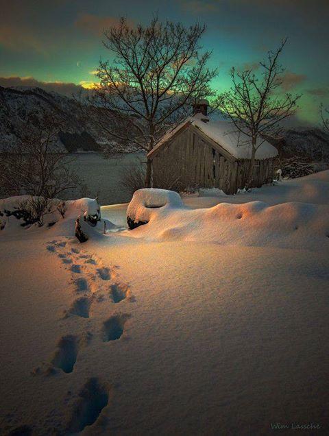 gormen_lazim's tweet photo. Norveç'te kış... http://t.co/FIg24RrvUh