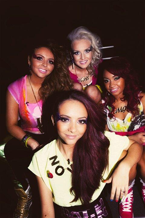 whystyles__ tweet picture