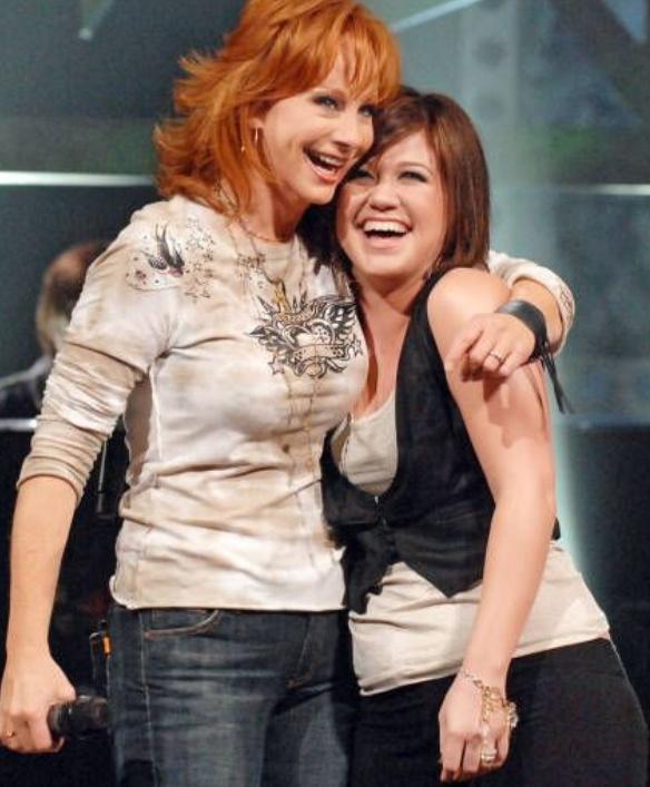 reba mcentire tweet media