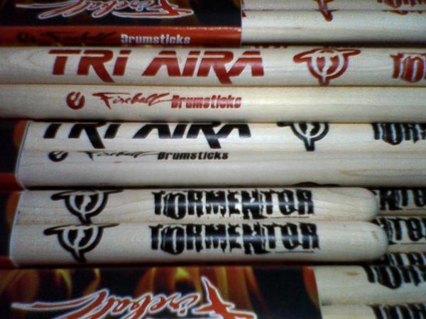 RT <a href="/fireballsticks/">fireballdrumsticks</a>: Tri Aira custom