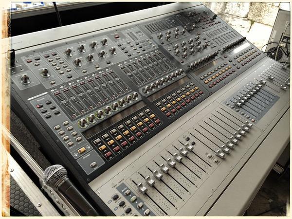 FlatMuzik's tweet photo. Muazzez Abacı &amp; Ajda Pekkan 
TSM Konseri // Harbiye Açıkhava Sahnesi 

Live Rec w/ @AvidLiveSound D-Show ProTools10HD http://t.co/UydDOkUJau