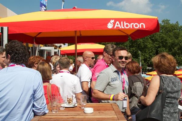 Identabv's tweet image. Op woensdag organiseerde iSolve opnieuw het inmiddels traditionele event voor haar contacten en relaties. 2/2