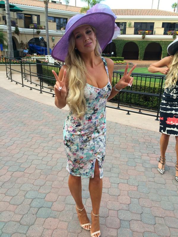 Brownsmose's tweet photo. About to go on air!! Wearing @BlendedIndustry and @carolbaderhats @KUSI_News @DelMarRacing #OpeningDay #odap2014 http://t.co/NJjk0CCdXg