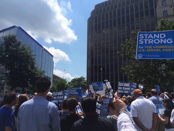 EntryPointDC's tweet image. Standing strong with Israel in Farragut Square