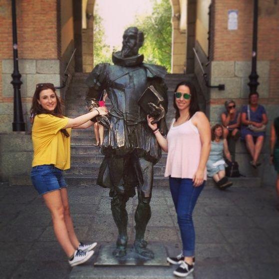 marianglezfdez's tweet photo. Este joven hidalgo es nuestro nuevo compañero de andanzas @chus_hm @Figuelitom @a_amva !! #comandoparchis #holidays http://t.co/b5ksdE2gXc