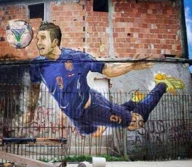 Im very honoured with this art piece in Brazil. Proud to be decorating a wall in Rio. Compliments to the artist!! http://t.co/R92UytWZAr