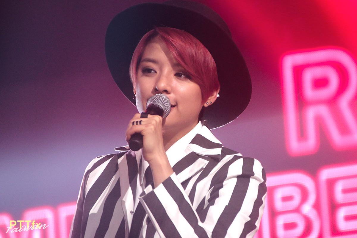 BswxZMWCMAE-oiw.jpg:large