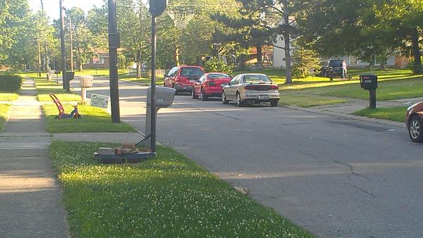 UniteCola's tweet image. I'm watching u mustang