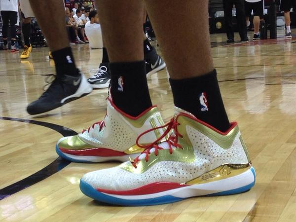 Check out @rodneymhood's sick #SummerKicks! It's <a href="/utahjazz/">Utah Jazz</a>/<a href="/spurs/">San Antonio Spurs</a> on <a href="/NBATV/">NBA TV</a> right now. #NBASummer