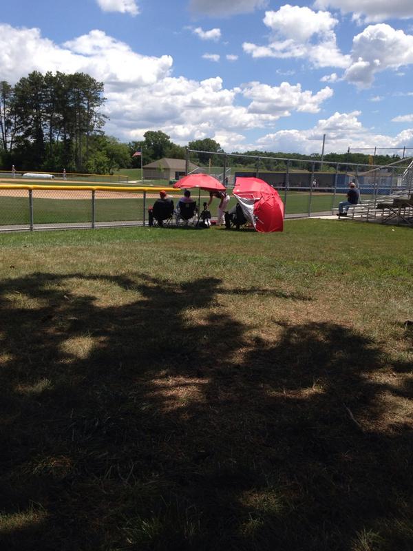 _ColleenWilson's tweet image. People are seriously so inconsiderate of others! #hellomove #cantsee