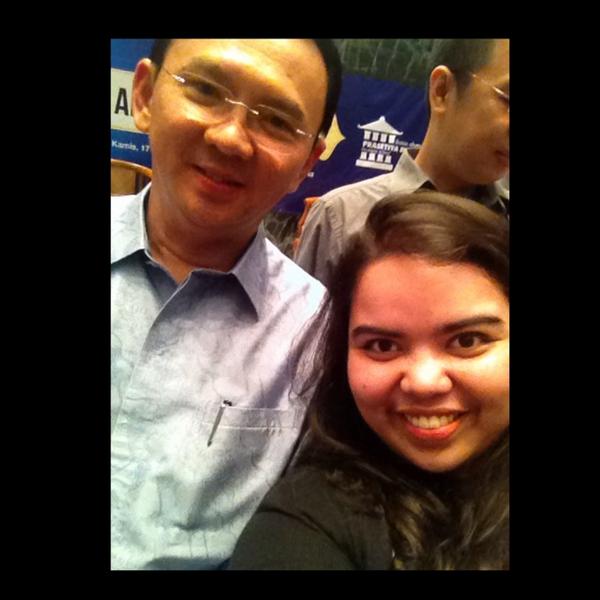 Selfie w/Ahok. Muka,kecerdasan, dan mental semua kinclong! Ada lagi ga yg kayak gini? Langsung nikah fix! Hahaha.