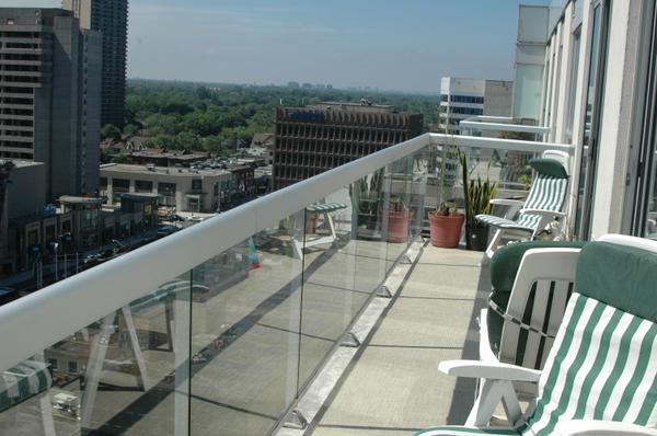 43Eglinton's tweet photo. Awesome penthouse condo w/ 1302 sq ft available for lease @ Yonge &amp; Eglinton, Toronto - visit http://t.co/fUr2hOjwEY http://t.co/AW3McekUTd