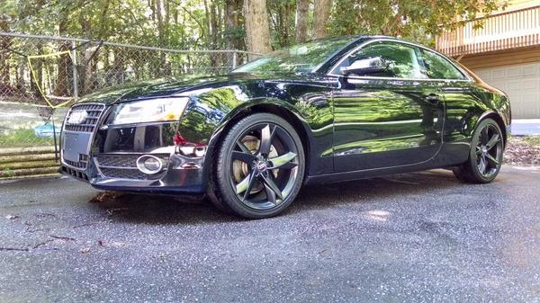 HighlineDips's tweet photo. Gloss black A5 wheels http://t.co/C0r113Wwmn