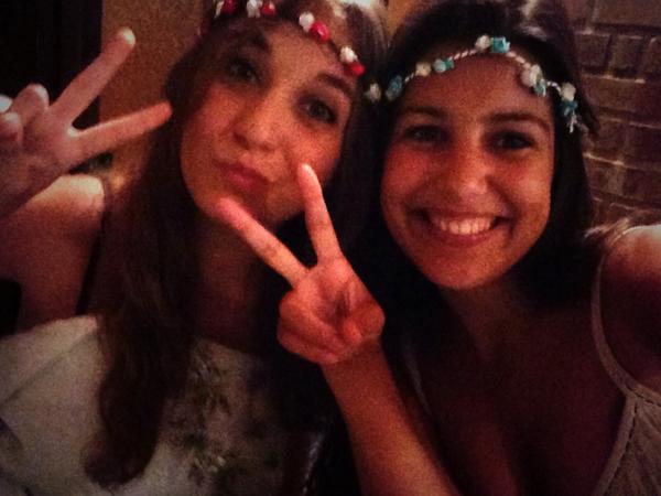 Begorico's tweet photo. Empezando la noche por Benidorm✌️🍹 @carmicox http://t.co/bGgbiMGZgR