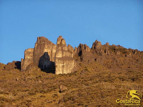 CostaRicaForYou's tweet photo. Hola @mochilerosoy! ¿Has estado en #CostaRica? Si te sirven, puedes usar info y fotos de http://t.co/Ns1ghnW7OM #CRC http://t.co/t8sHuYEzg6