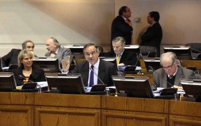 Exclusividad universitaria para 7 carreras de la salud: aprueban informe de la Comisión Mixta
atemooch.cl/?p=998