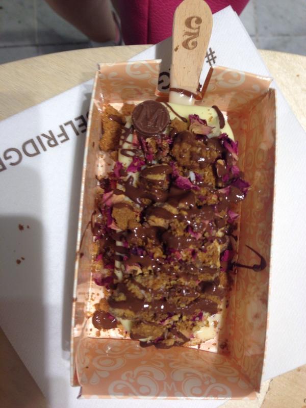 alexiawtp's tweet photo. #MAGNUMXSELFRIDGES http://t.co/kNCLUh5IQL