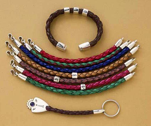 FairyhandsItaly's tweet photo. For all our loyal customers, We  offer you a special gift! A colourful leather bracelet matched to your bag #MSUASP http://t.co/5IQBrf9Cj7