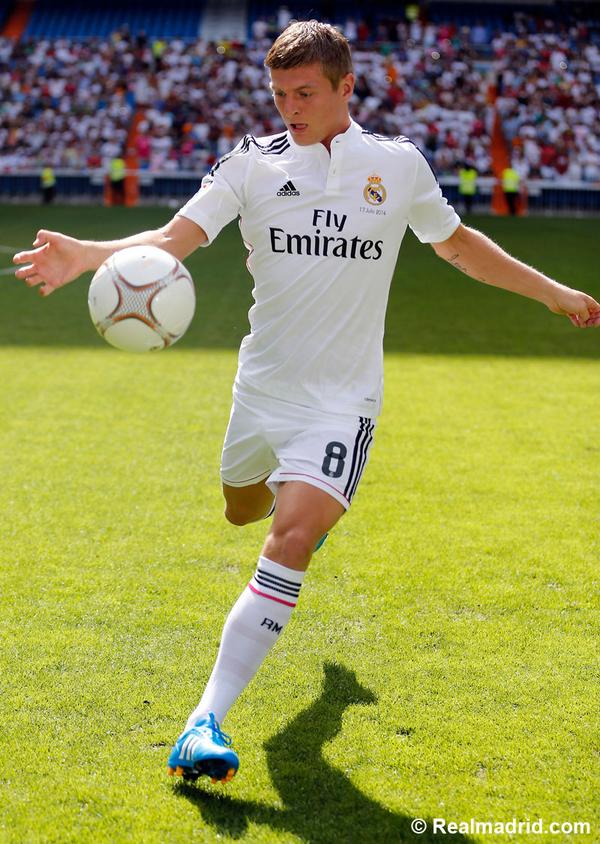 VIDEO- If you missed <a href="/ToniKroos/">Toni Kroos</a>'s presentation, check it out here! bit.ly/1jWioXR #WelcomeKroos