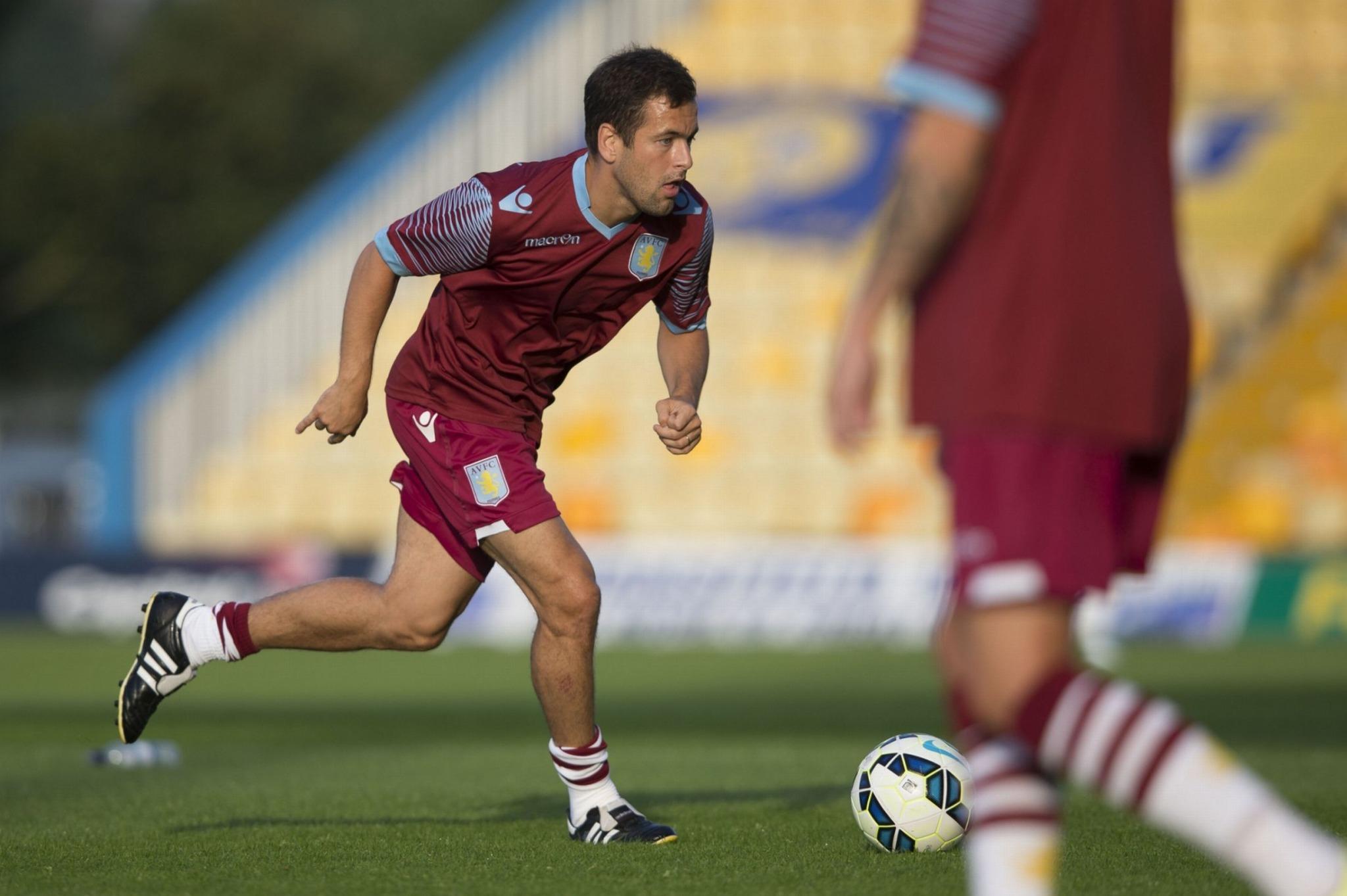 LP on Twitter: "Joe Cole + a pair Adidas Copa Mundials = already worth his  wages. #avfc http://t.co/GMjQiLHFkh" / Twitter