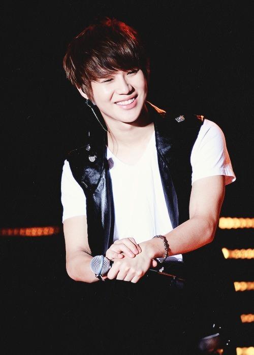ChoiAffley's tweet photo. Happy Birthday to my baby once again, love ya😘 #태민아생일춬하해 #HappyTaeminDay #22YearsOfTaemin http://t.co/4NiH1rAYac